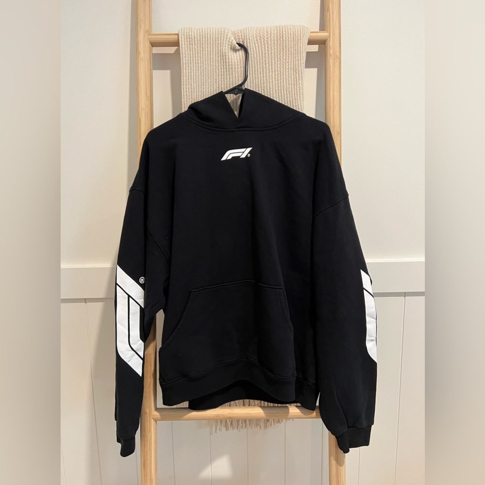 Formula 1 Racing Hoodie Men’s XL Black Cotton Sweatshirt F1 PacSun Fleece NWT